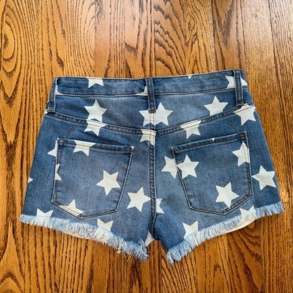 Mossimo Women's Denim Shorts - Picture 4 of 16